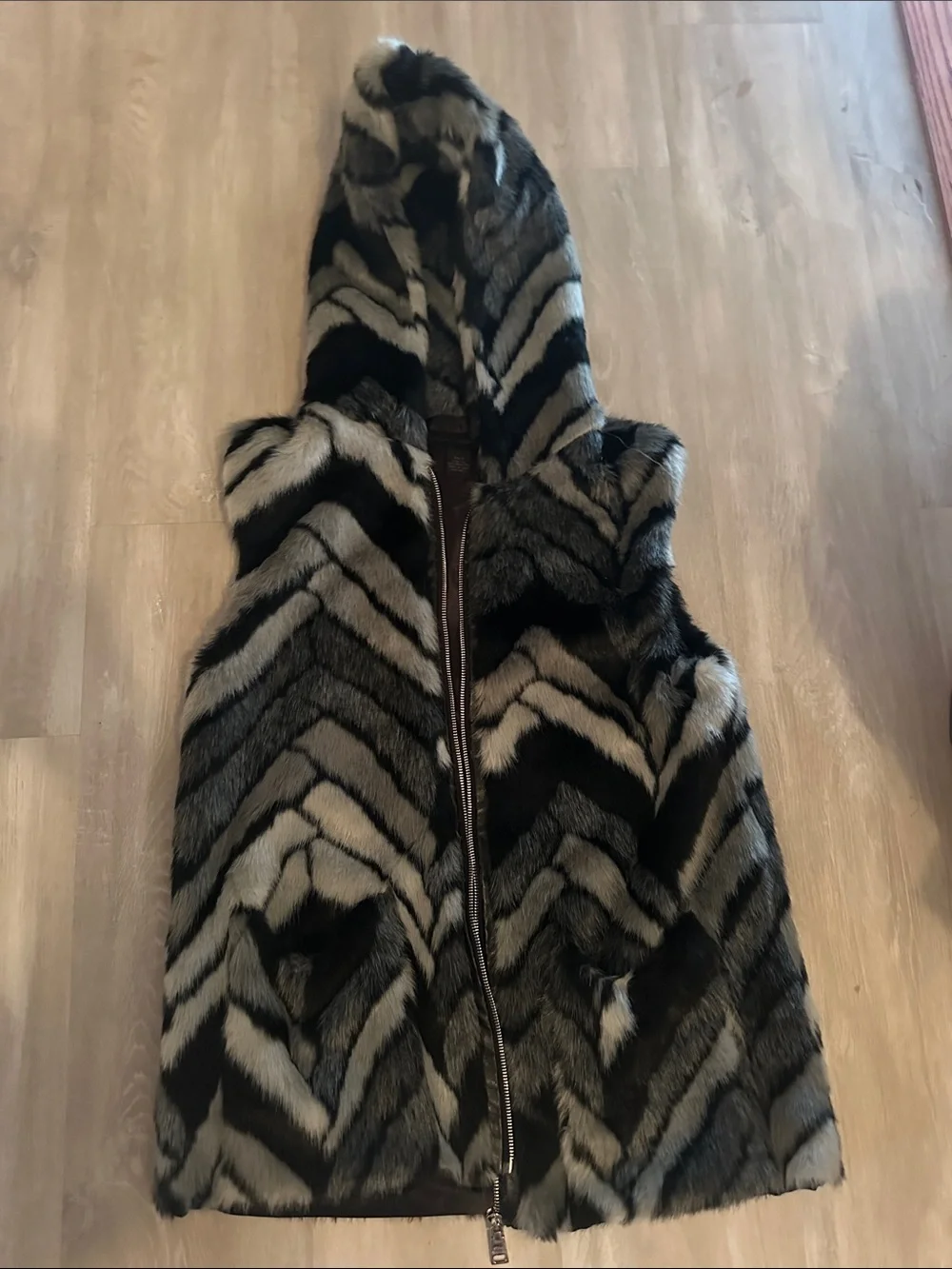 Steve Madden plush faux